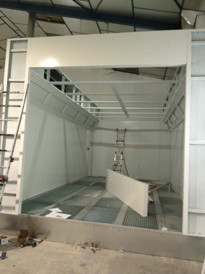 MONTAGE CABINE PEINTURE